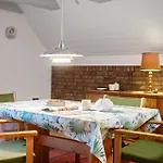 3 Bedroom Lovely In Henne *