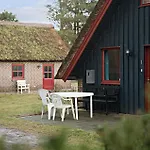 3 Bedroom Lovely In Henne Henne Strand