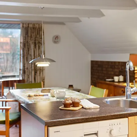 度假居 3 Bedroom Lovely In Henne