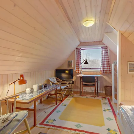 3 Bedroom Lovely In Henne 度假居