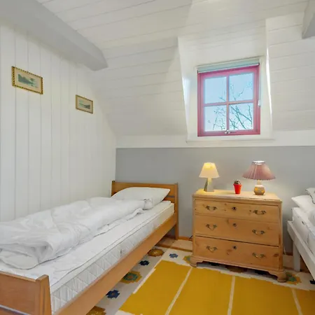 3 Bedroom Lovely In Henne * 亨讷斯特兰德