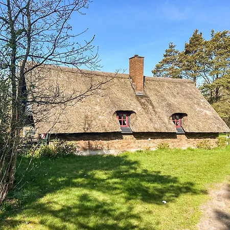 3 Bedroom Lovely In Henne Henne Strand
